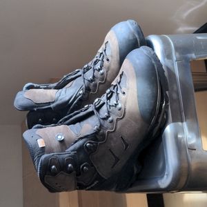 Lowa Camino GTX men's us 13